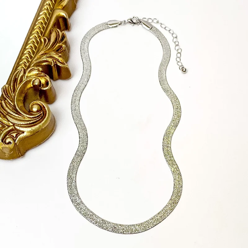 Textured 6mm Herringbone Chain Necklace in Silver Tone