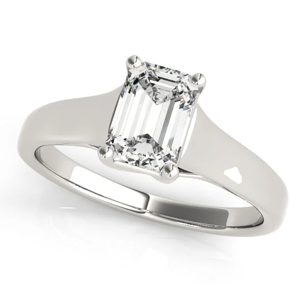 14k Solitaire Engagement Ring