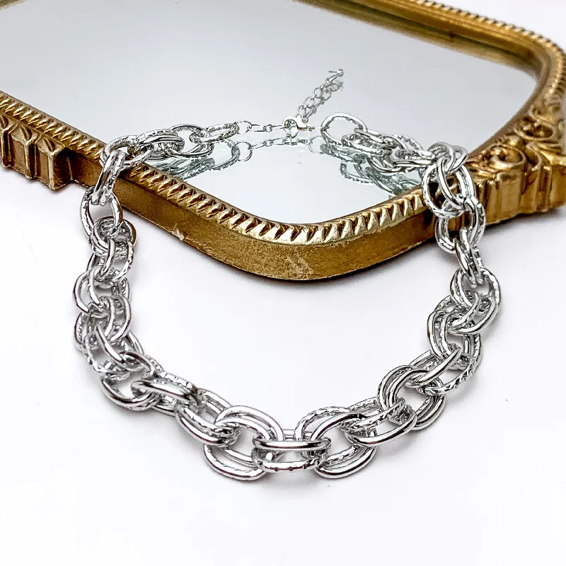 Classic Chunky Silver Tone Chain Necklace